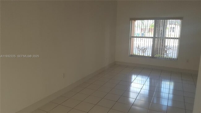 Building Photo - 11860 SW 92nd Ln