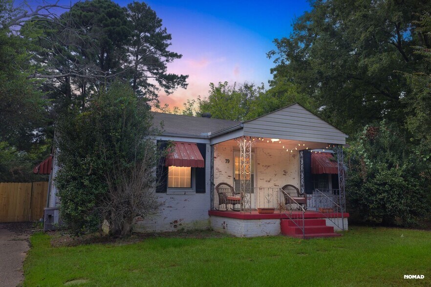 Primary Photo - 79 Springbrook Cir