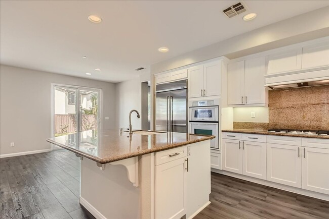 Building Photo - Gorgeous 4 Bd/4.5 Ba + Loft Home in 4S Ranch!!!