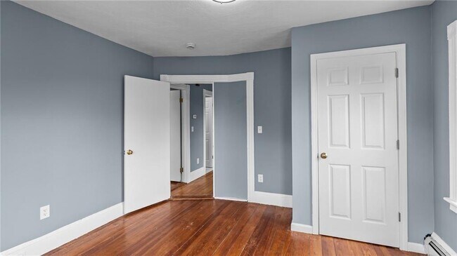 Building Photo - 168 Devonshire St