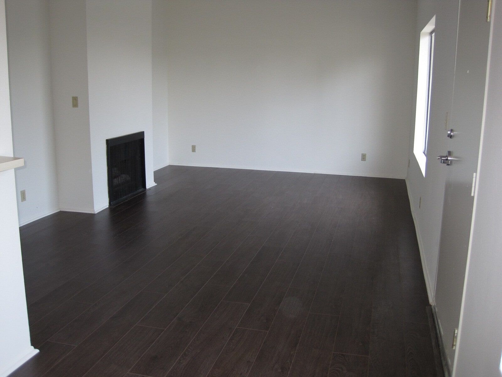 Building Photo - 11155 Aqua Vista St