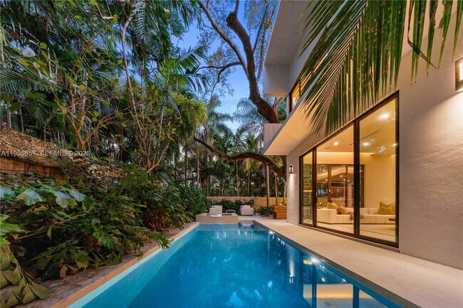 Building Photo - 2805 Freeman St