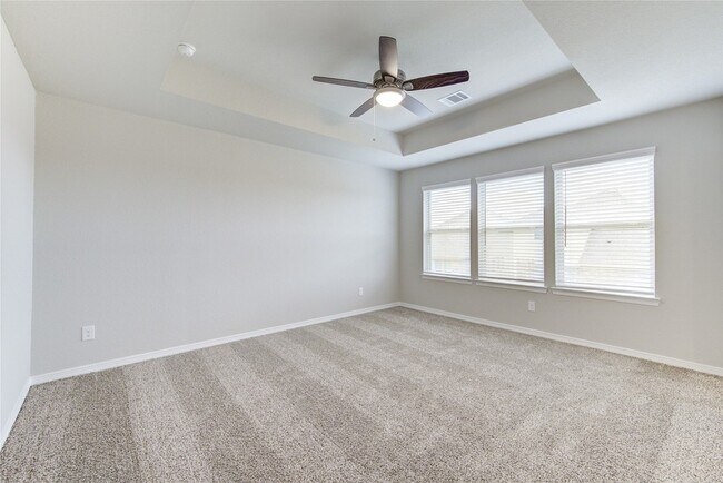 Building Photo - 812 Laguna Grn Ln