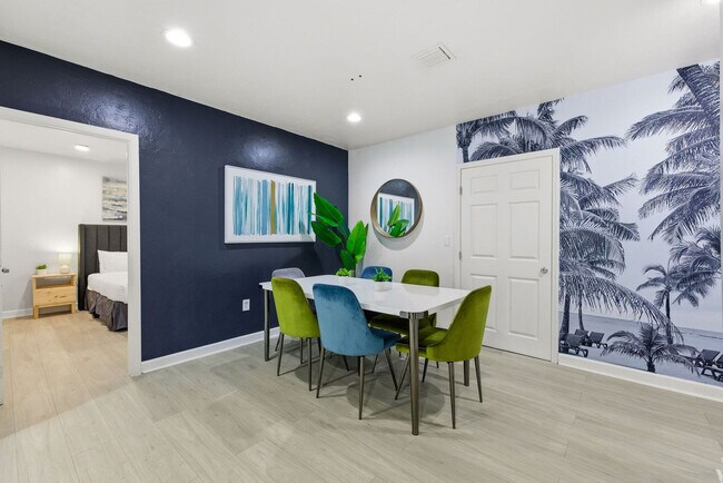 Building Photo - 6715 NE Miami Pl