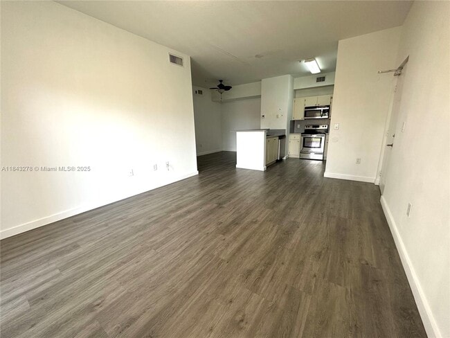 Building Photo - 7250 NW 114th Ave