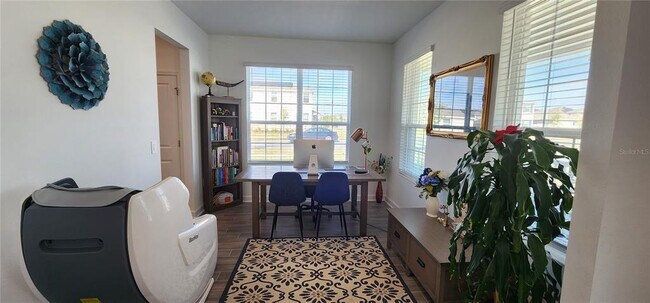 Building Photo - 11406 Listening Dr