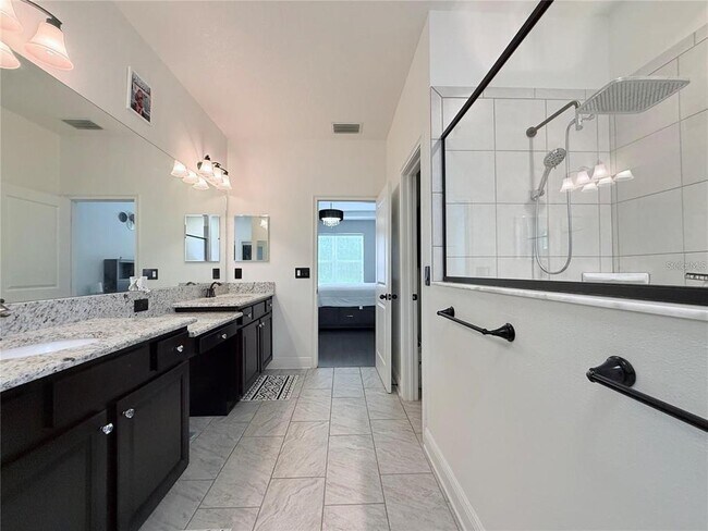 Building Photo - 6456 Doe Path Ct