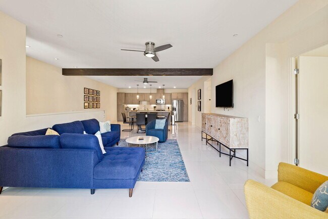 Building Photo - 191 The Riv