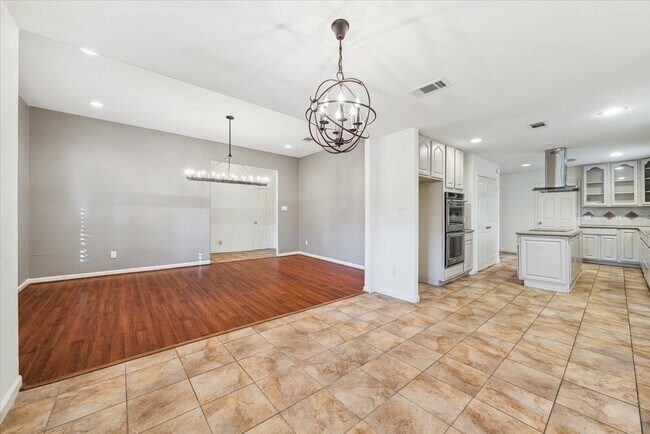 Building Photo - 6215 Cheena Dr