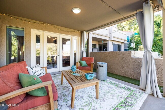 Building Photo - 5442 S Hurricane Ct