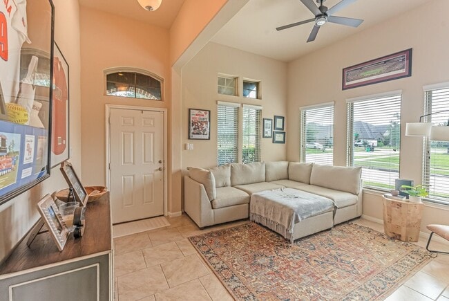 Building Photo - 23426 Tirino Shores Dr