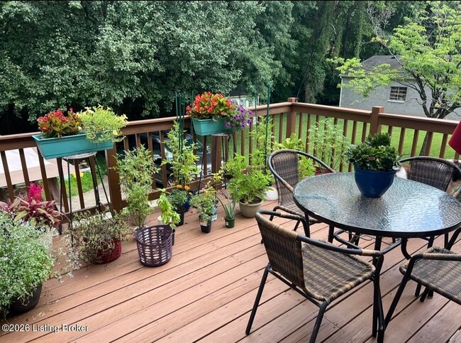 Building Photo - 3012 Lexham Rd