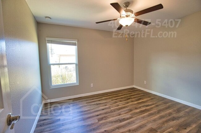 Building Photo - 2905 3rd St SW