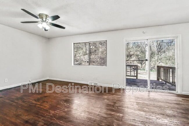 Building Photo - 3542 N 60 St