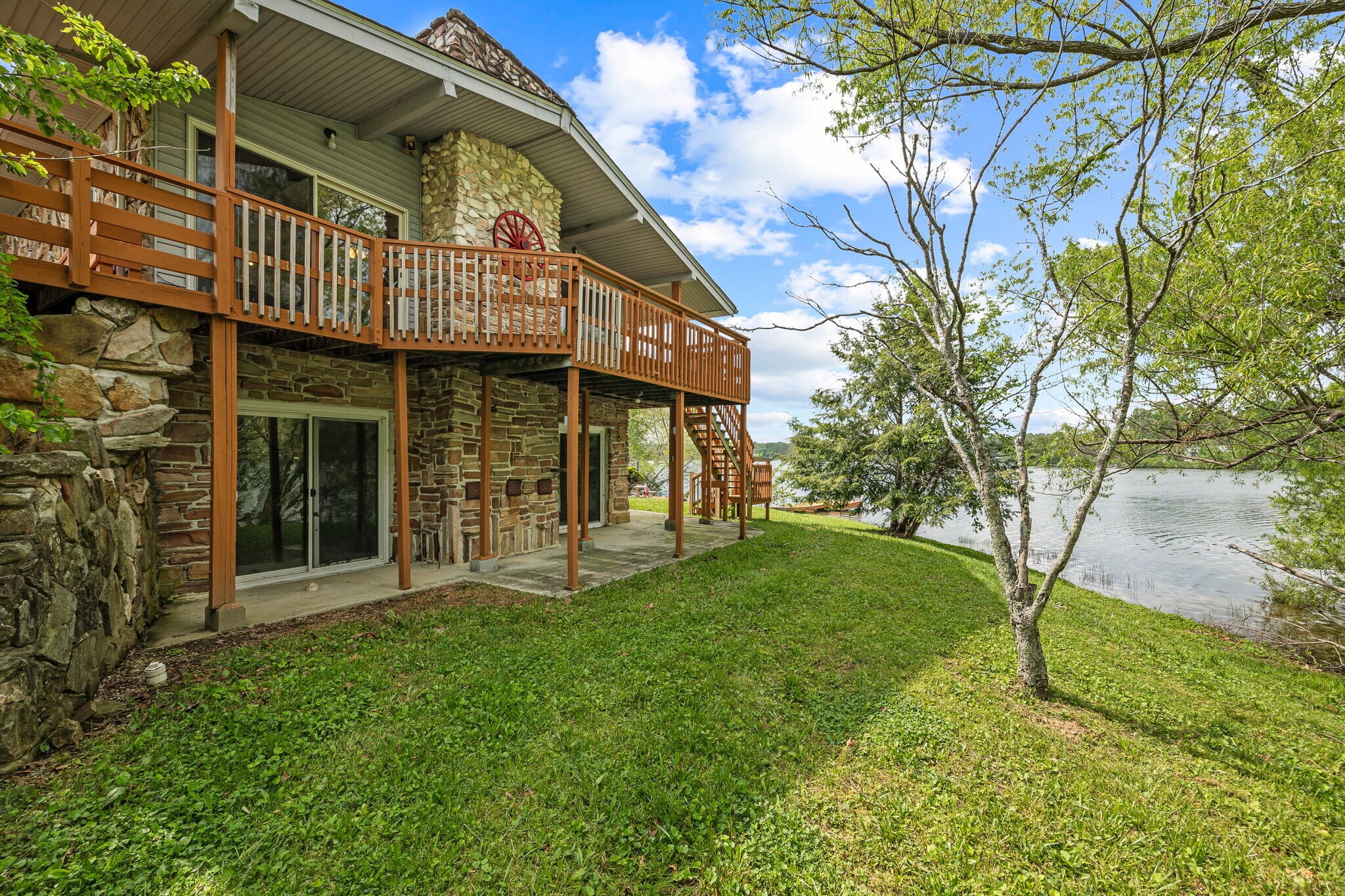 Building Photo - 258 Idlewild Dr