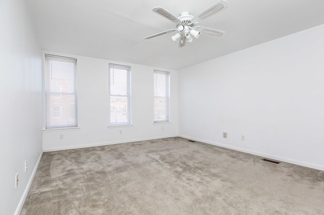 Building Photo - 1023 S Hanover St