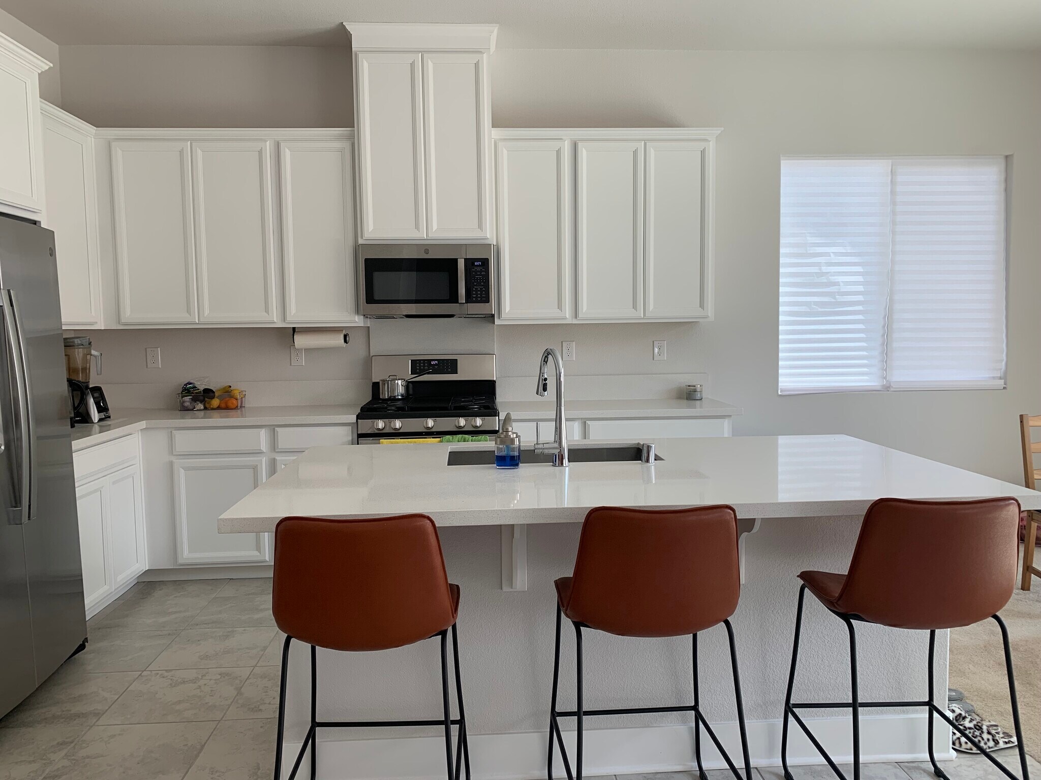 Building Photo - 631 Periwinkle Dr