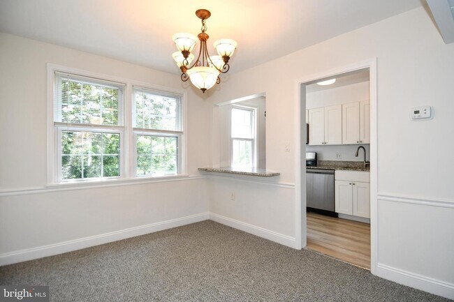 Building Photo - 1303 Belle View Blvd
