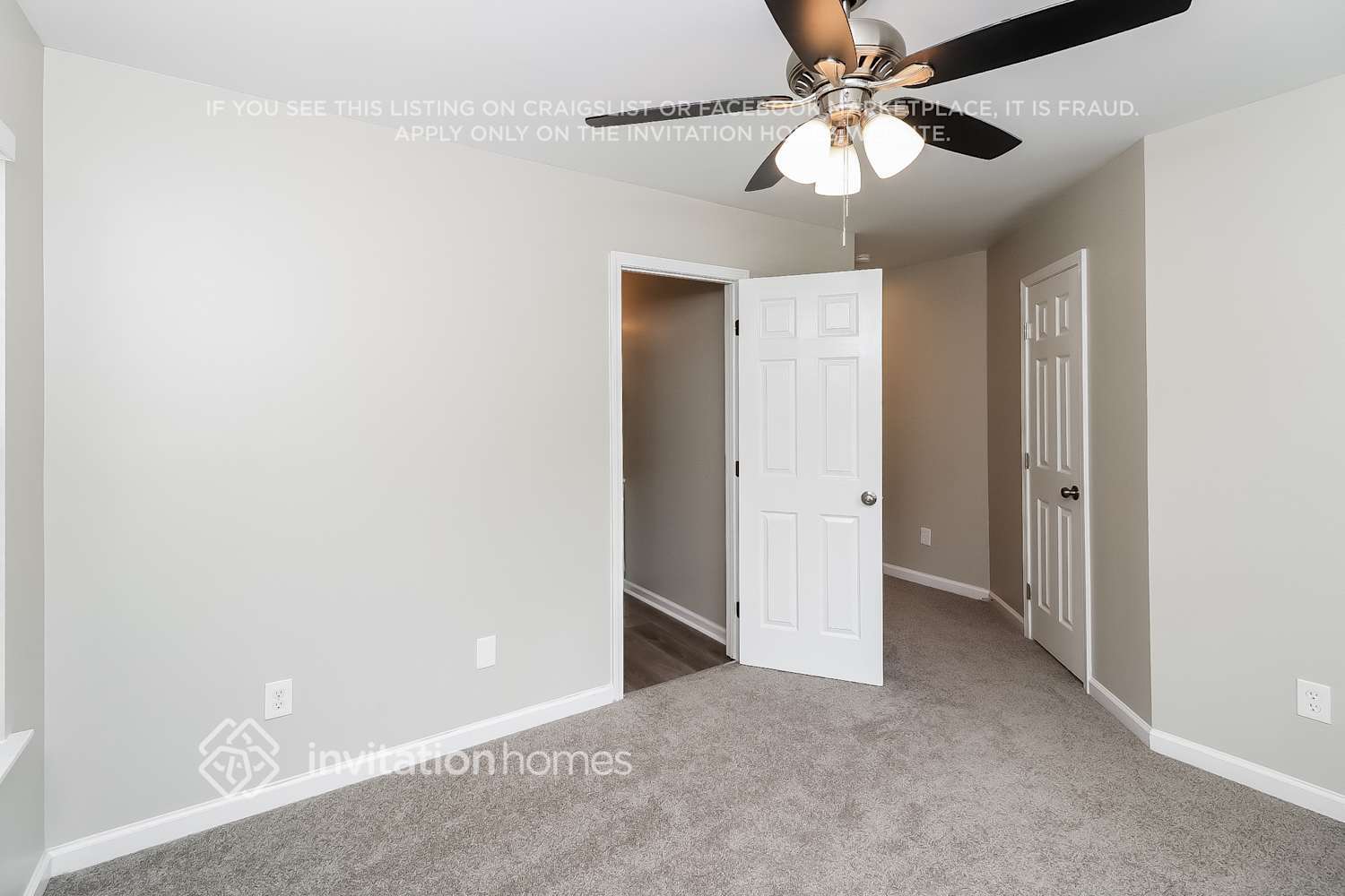 Building Photo - 406 Village Way