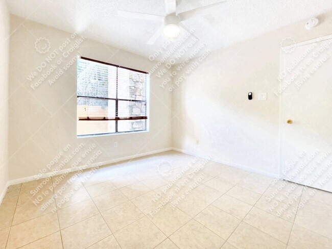 Building Photo - 8706 Schick Rd A