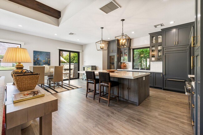 Building Photo - 77745 Concha Ct