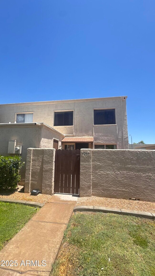 Building Photo - 4255 N 81st St