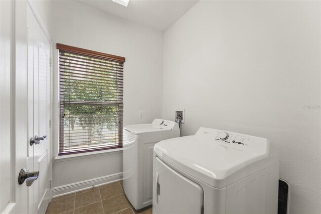 Building Photo - 13544 Riggs Way
