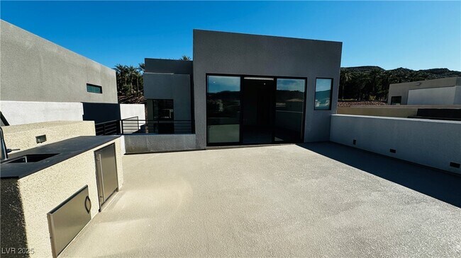 Building Photo - 26 Promenade Isle Ln