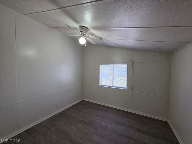 Building Photo - 2916 Gavilan Ln