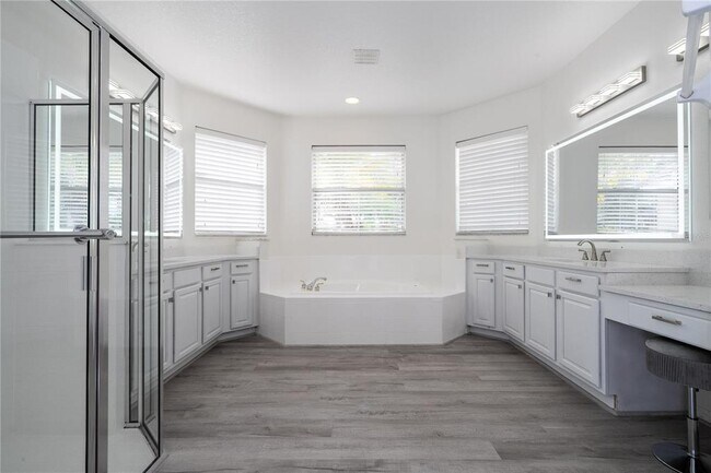 Building Photo - 3774 Eagle Isle Cir