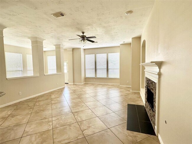 Building Photo - 7418 Parkcross Pl