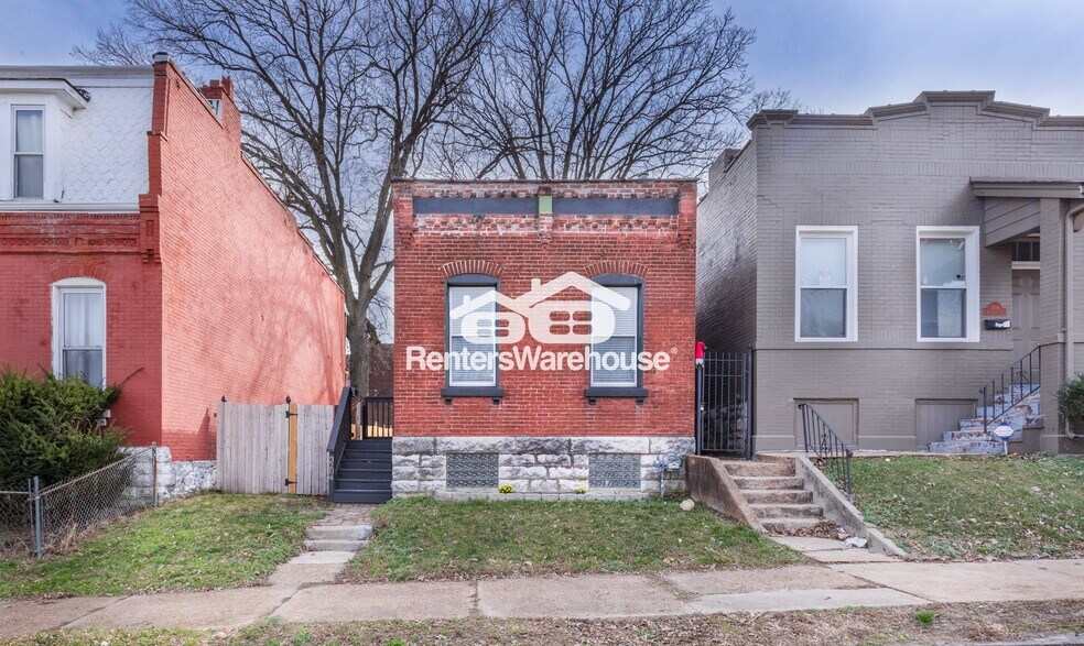Building Photo - 3204 Winnebago St