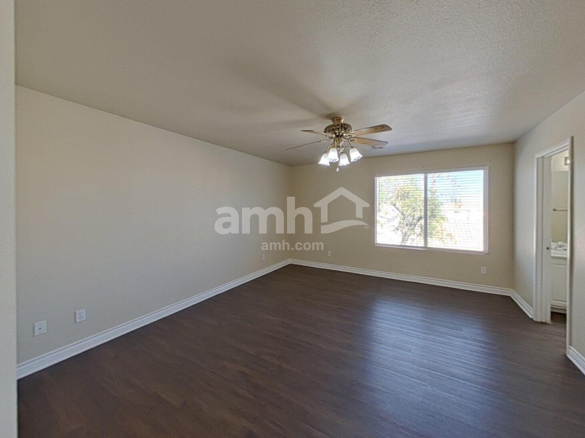 Building Photo - 1752 Quartz Landing Ave