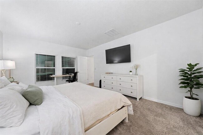 Building Photo - 3977 Willow Brk Dr