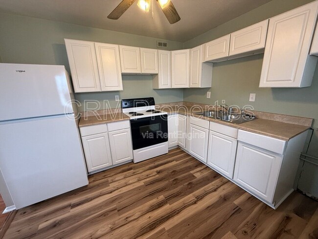 Building Photo - 5209 Mohawk Dr