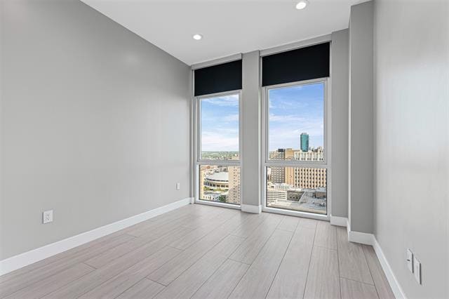 Building Photo - 500 Throckmorton St