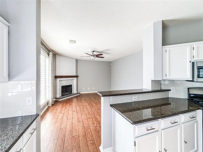 Building Photo - 1745 Dapplegrey Ln