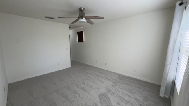 Building Photo - 9011 Iron Oak Ave