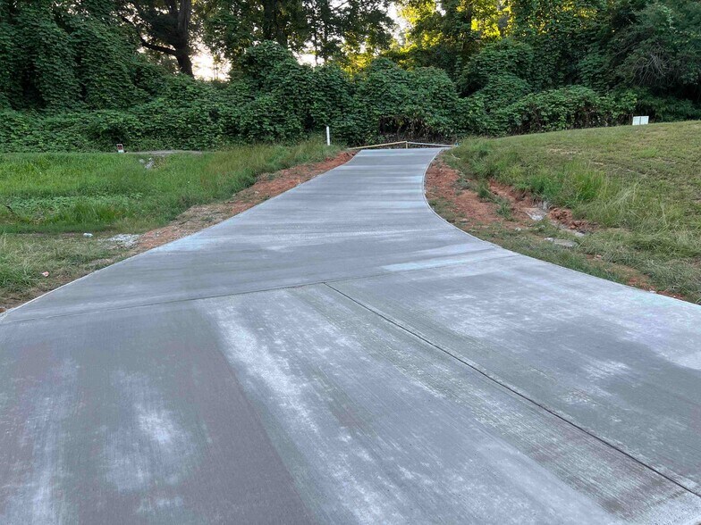 Building Photo - 244 MS-30