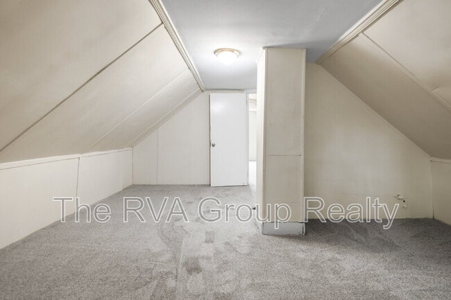 Building Photo - 819 Boroughbridge Rd