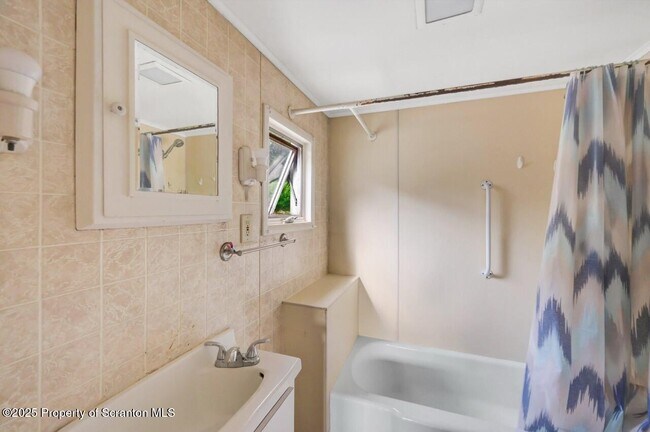 Building Photo - 970 PA-307