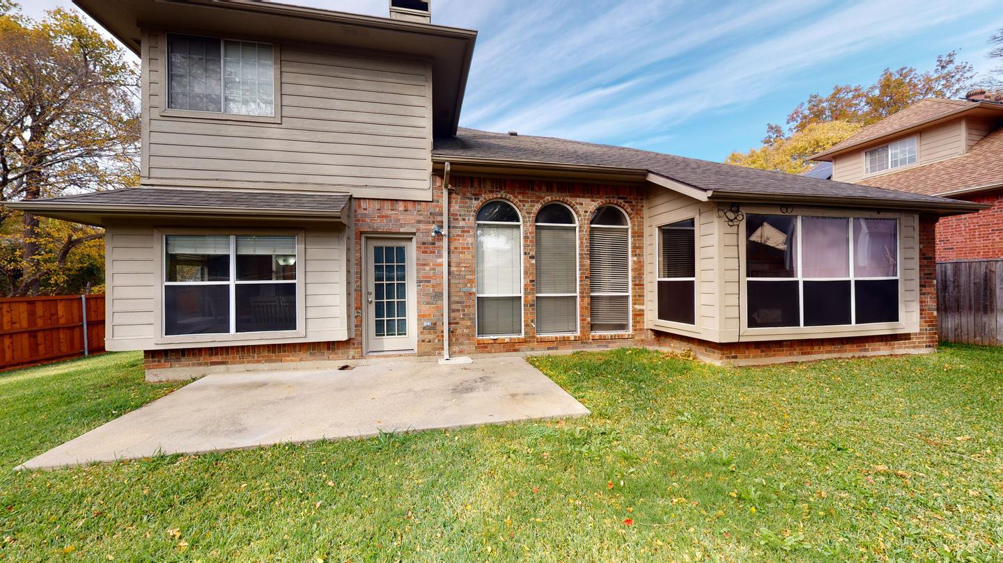 Building Photo - Remodeled Plano home with great fenced bac...