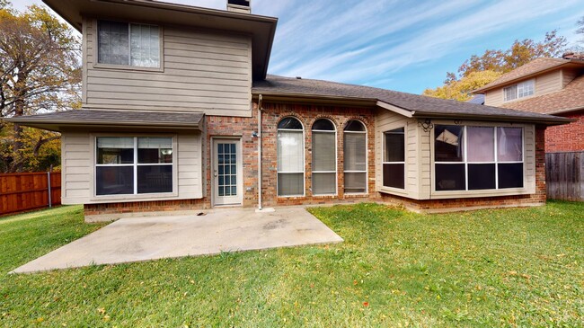 Building Photo - Remodeled Plano home with great fenced bac...