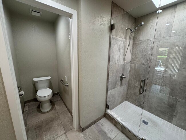 Building Photo - 41737 Armanac Ct