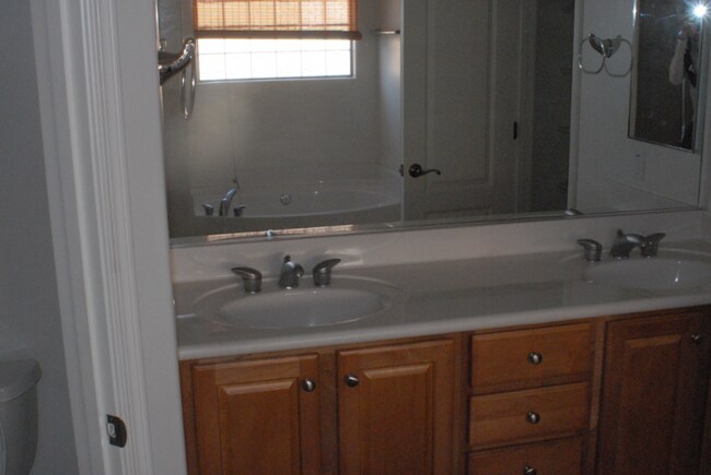 Primary Photo - 15128 N Rugged Lark Dr