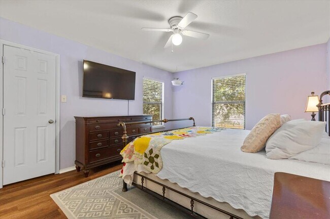 Building Photo - 304 Cordero Dr