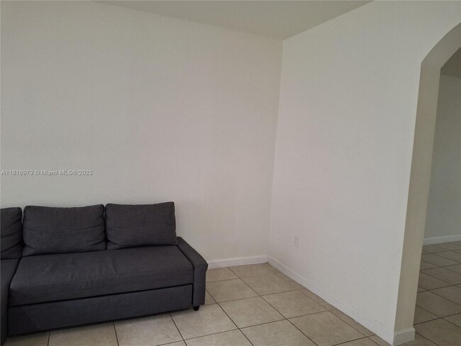 Building Photo - 9320 W 33rd Ln