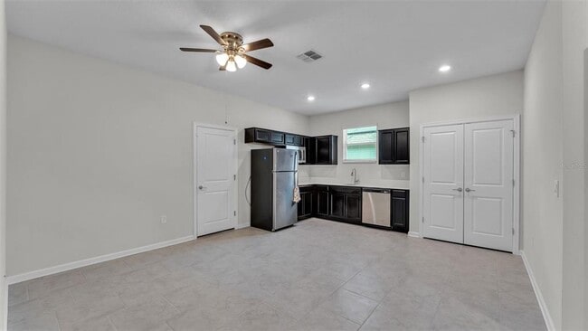 Building Photo - 244 Pershing St