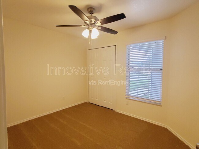 Building Photo - 12488 Huckleberry Finn Dr