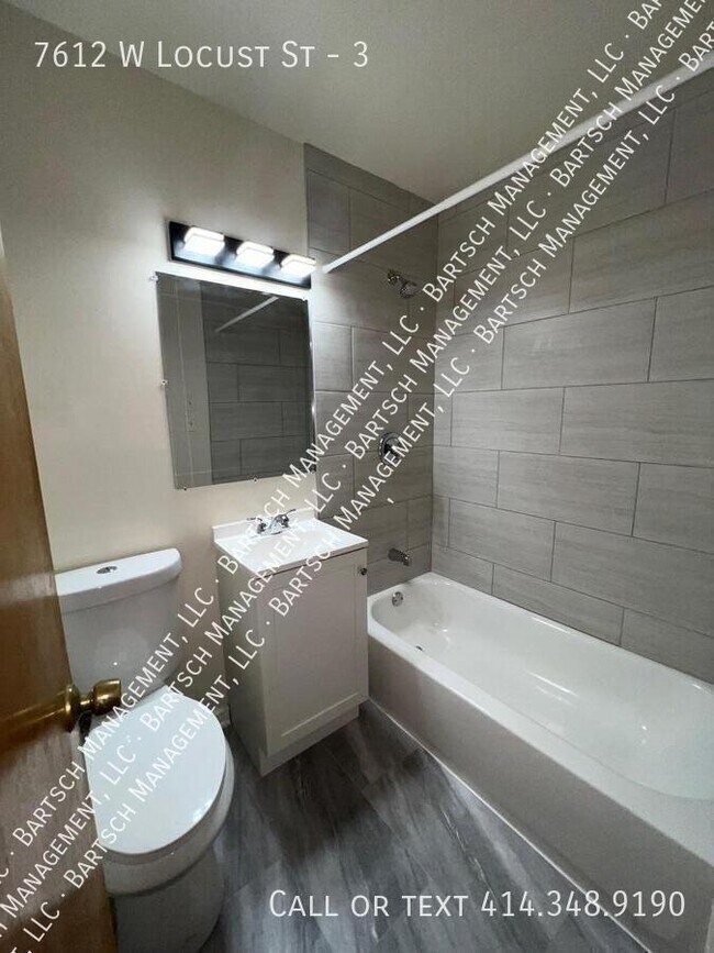 Building Photo - 7612 W Locust St